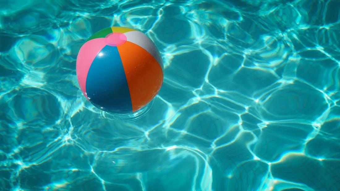 Consejos y ventajas de impermeabilizar tu piscina para la primavera