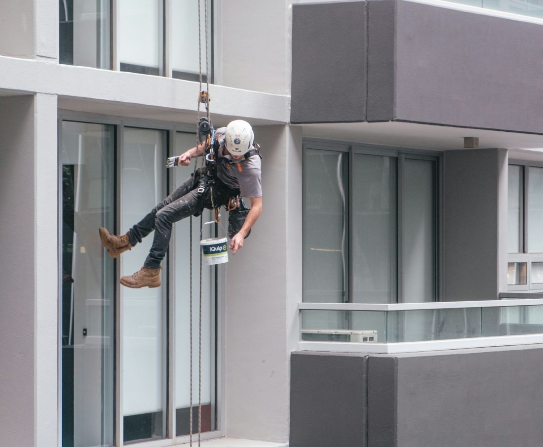 Renovación urbana_ Sistemas completos para la rehabilitación de fachadas